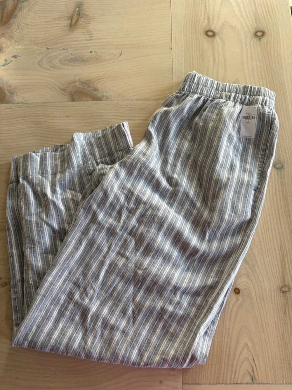 Old Navy Womens’s Super Wide Leg Striped Linen in Light Gray and Cream stripe